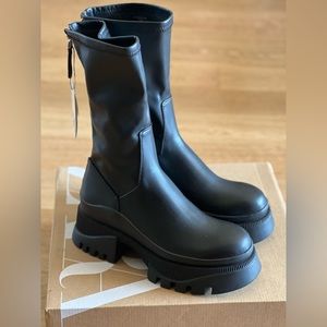 Zara Lug Sole Platform Boots